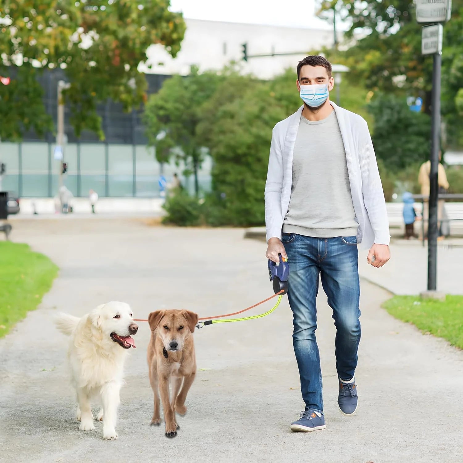 TwinDog 360° Reflective Retractable Leash